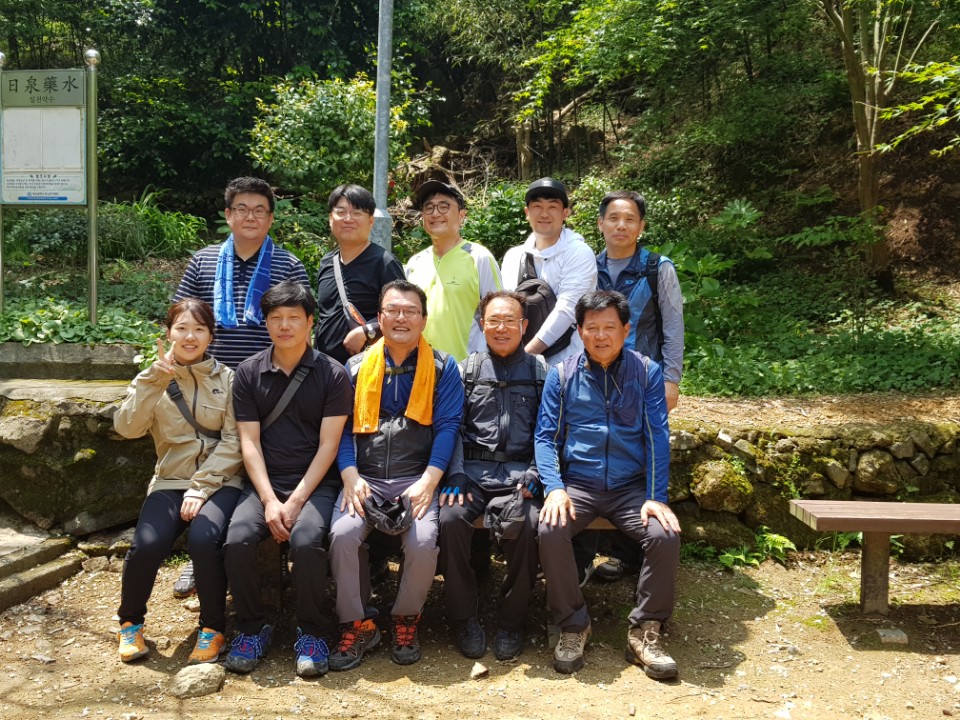 종합해사 등산동호회 엄광산둘레길 등반기념